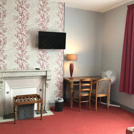 Logis La Villa Des Houx Aumale Екстериор снимка