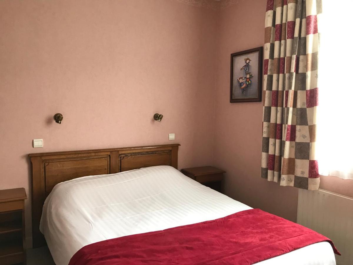 Logis La Villa Des Houx Aumale Екстериор снимка